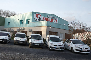 Ascenseurs Saulière en Occitanie - monte escaliers, ascenseurs privatifs, monte charges - Au coeur du changement depuis 50 ans